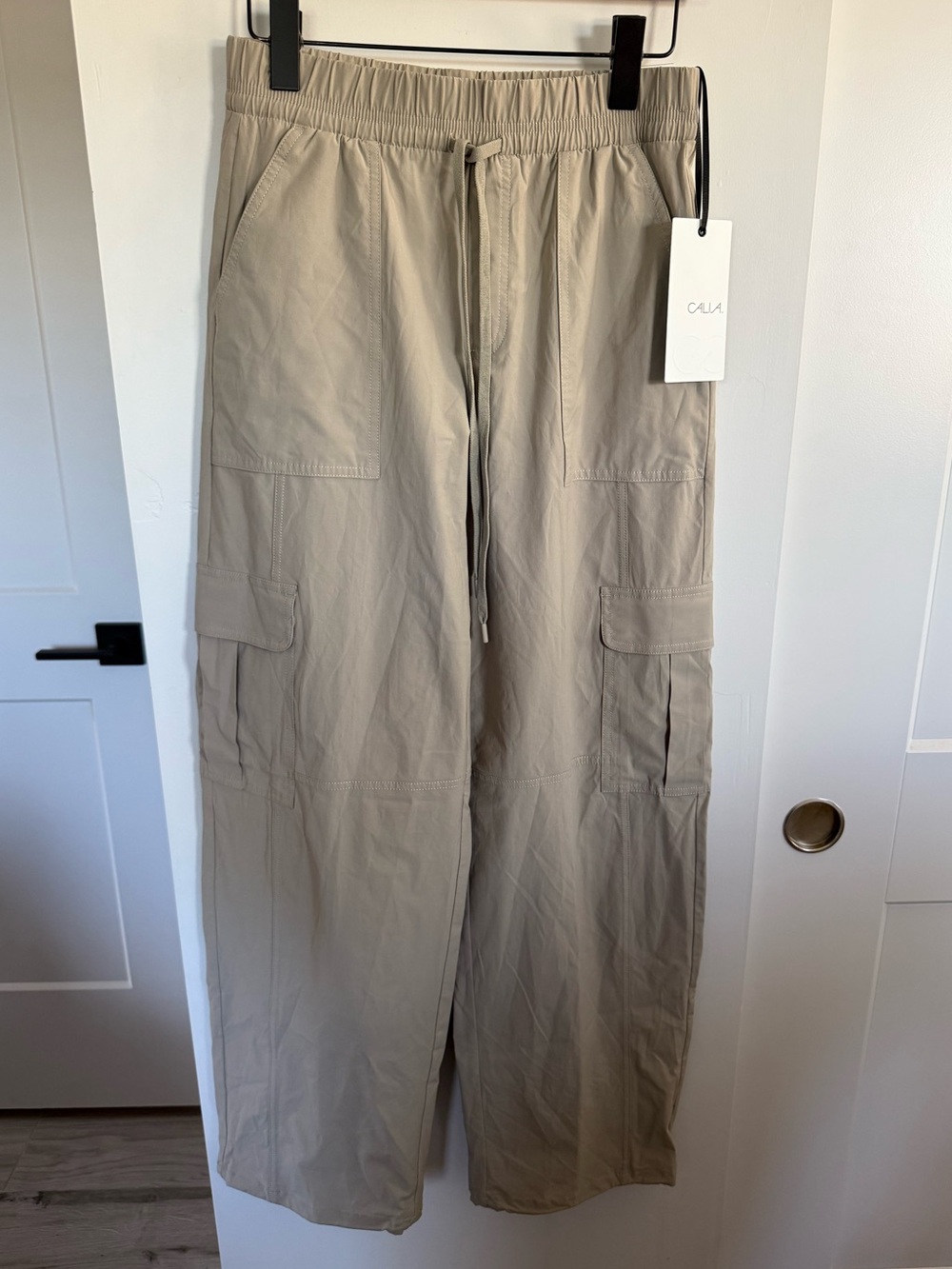 NWT CALIA Women's Effortless Nyluxe Cinch Cargo Pants Size Small
